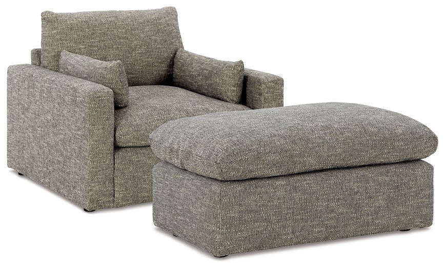 Dramatic Living Room Set - Dow Furniture (ME)