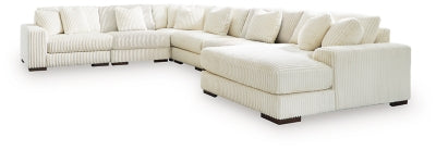 Lindyn Sectional with Chaise - Dow Furniture (ME)
