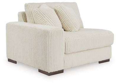 Lindyn Sectional with Chaise - Dow Furniture (ME)