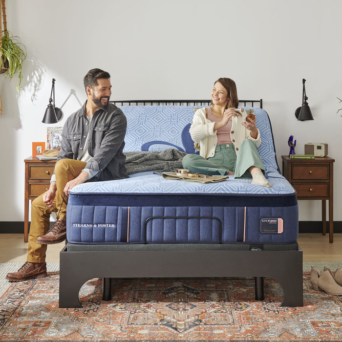 Stearns & Foster® Lux Hybrid Elite Medium