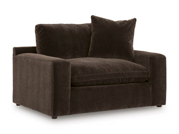 Maxton Heights Oversized Chair - Dow Furniture (ME)
