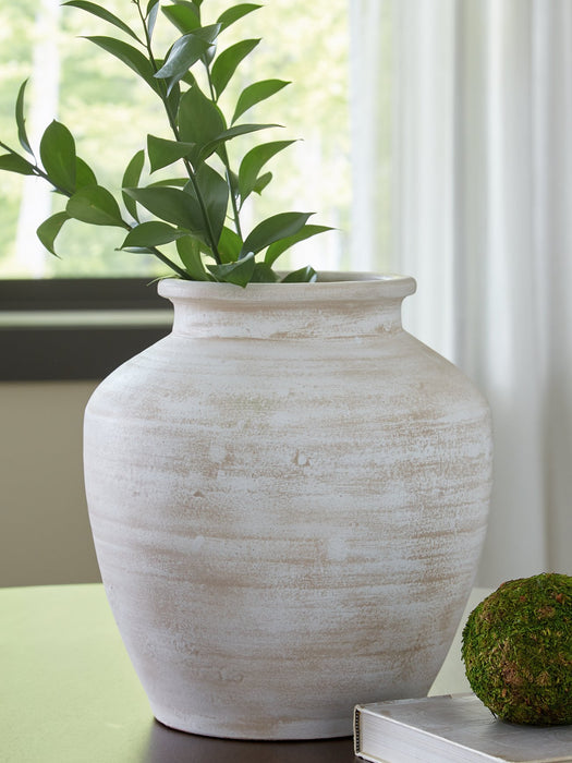 Meadie Vase - Dow Furniture (ME)