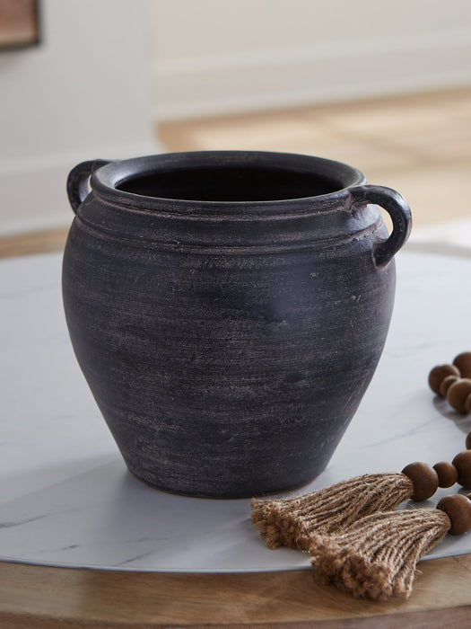 Meadie Vase - Dow Furniture (ME)