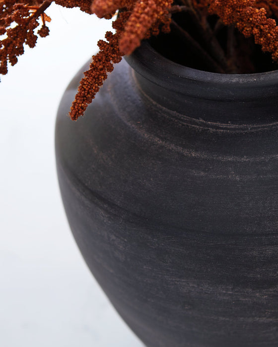 Meadie Vase - Dow Furniture (ME)