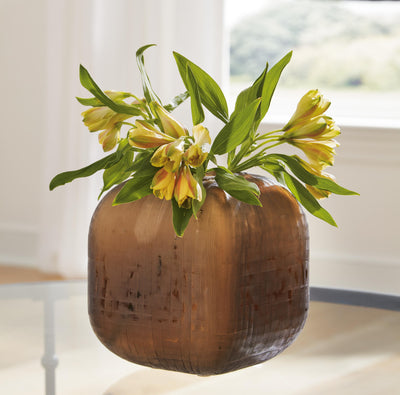 Capard Vase - Dow Furniture (ME)