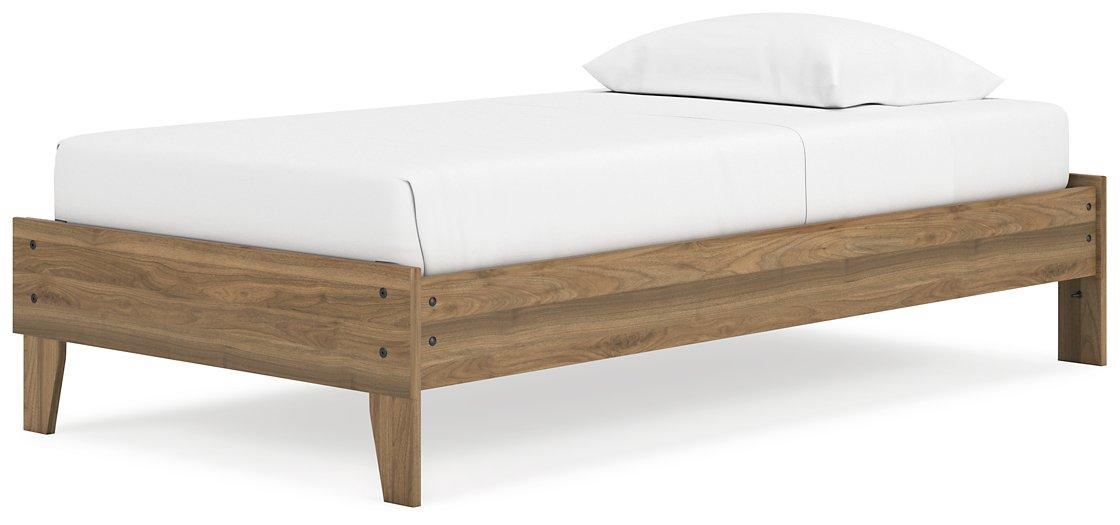 Deanlow Bed - Dow Furniture (ME)