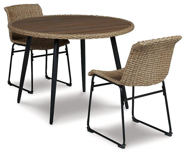 Amaris Outdoor Dining Set