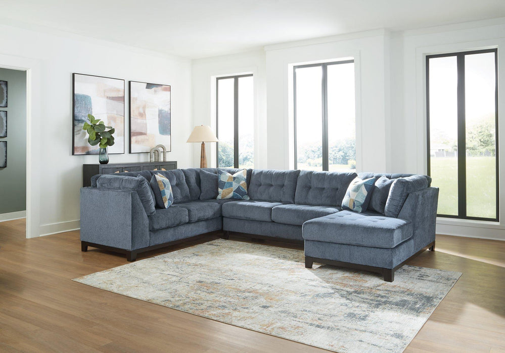 Maxon Place Sectional with Chaise - Dow Furniture (ME)