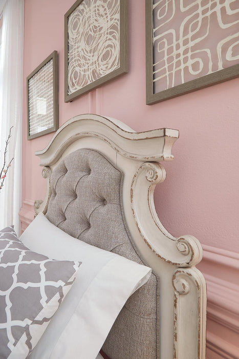 Realyn Upholstered Bed - Dow Furniture (ME)