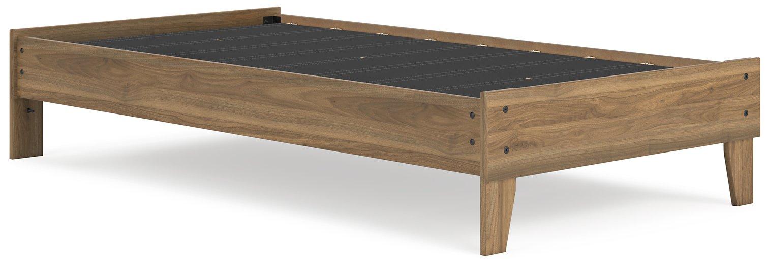 Deanlow Bed - Dow Furniture (ME)