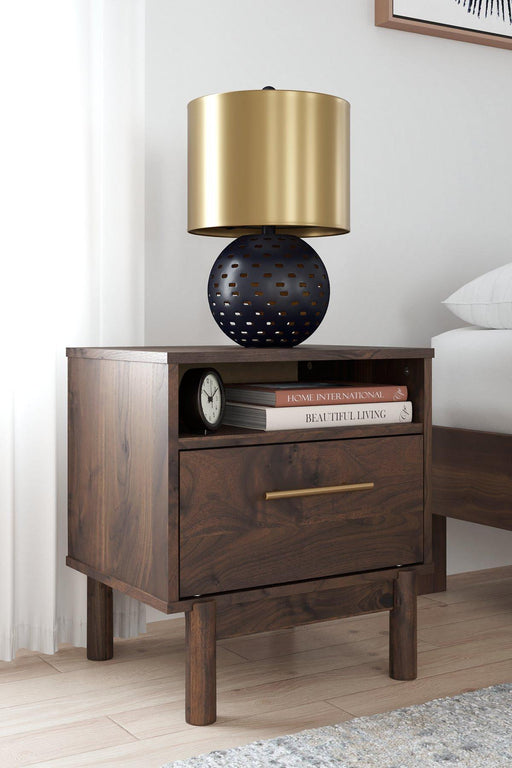 Calverson Nightstand - Dow Furniture (ME)