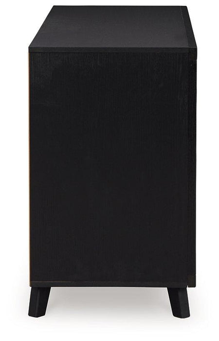 Danziar Dresser and Mirror - Dow Furniture (ME)