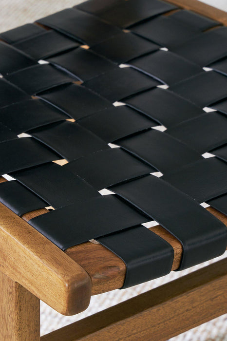 Fortmaine Dining Package - Dow Furniture (ME)