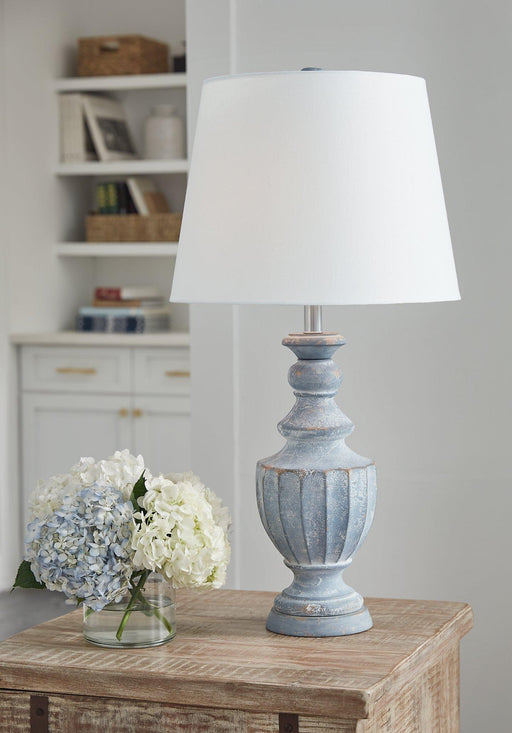 Cylerick Table Lamp - Dow Furniture (ME)
