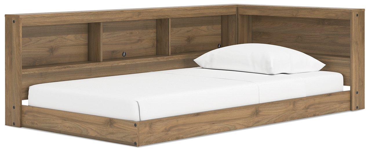 Deanlow Bed - Dow Furniture (ME)