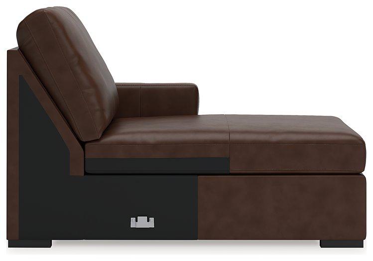 McDowlan Sectional with Chaise - Dow Furniture (ME)