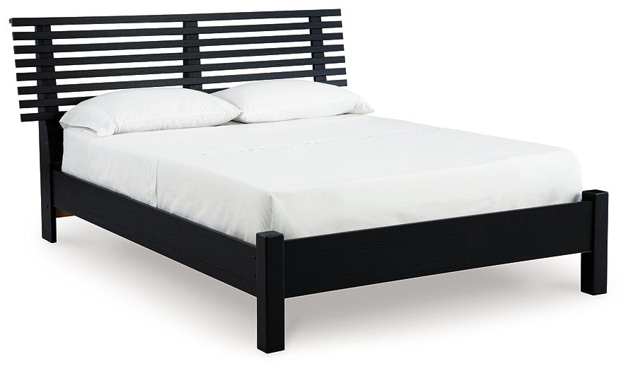 Danziar Slat Bed - Dow Furniture (ME)