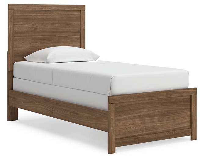 Broachmyn Bed - Dow Furniture (ME)
