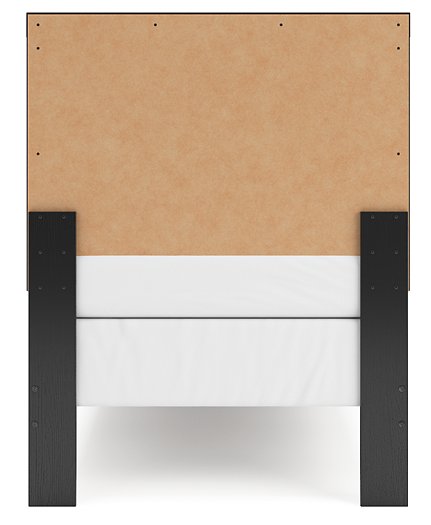 Broachmyn Bed - Dow Furniture (ME)