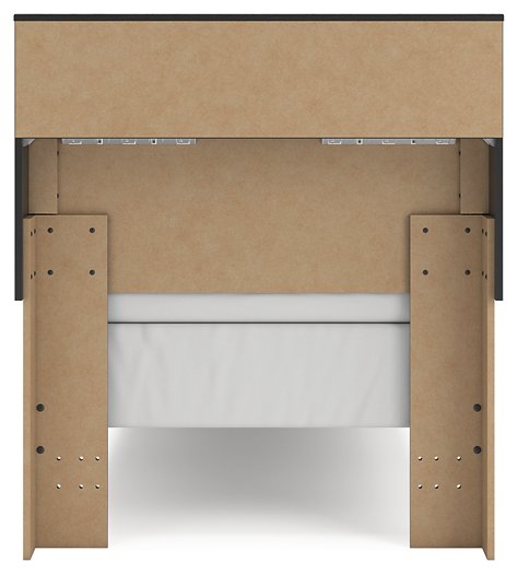 Broachmyn Bed - Dow Furniture (ME)