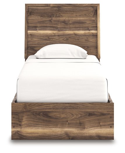 Chirason Bed - Dow Furniture (ME)