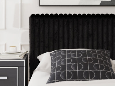 Zuraleus Bed - Dow Furniture (ME)