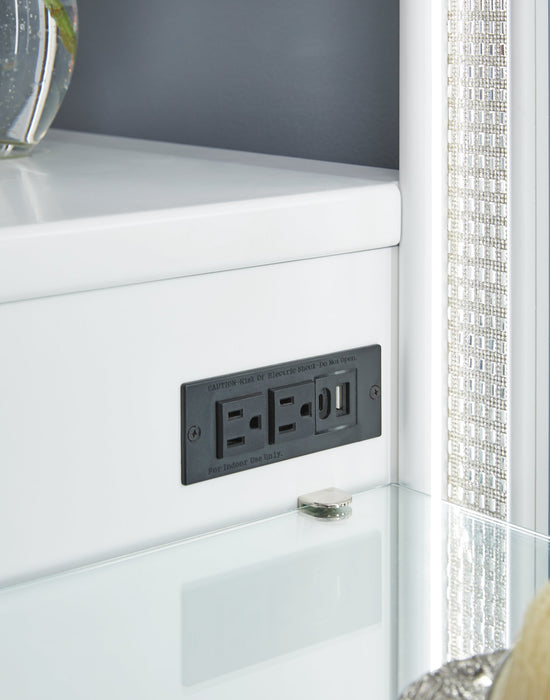 Chalanna Vanity with Mirror - Dow Furniture (ME)