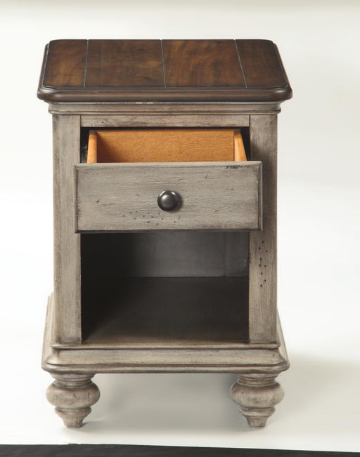 Flexsteel Plymouth Chairside Table in Two-Tone - Dow Furniture (ME)