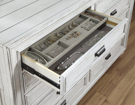 Flexsteel Wynwood Harmony Dresser in White Wood - Dow Furniture (ME)