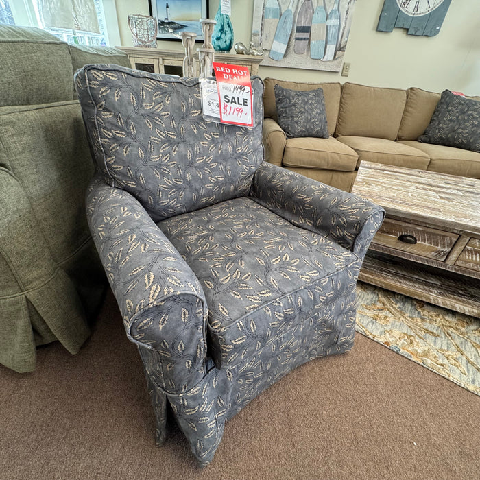 Libby Swivel Chair – RED HOT DEAL, Coastal Comfort, Limited Availability - Dow Furniture (ME)