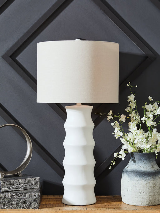 Veraleigh Table Lamp - Dow Furniture (ME)