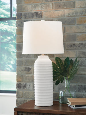 Vauville Table Lamp (Set of 2) - Dow Furniture (ME)