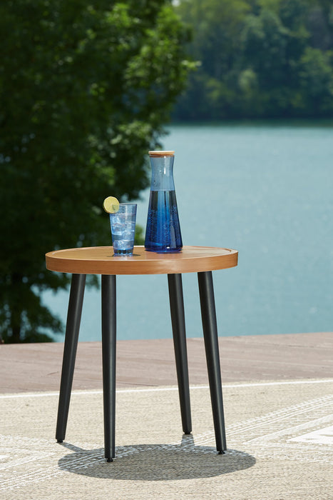 Horizon Hall Outdoor End Table - Dow Furniture (ME)
