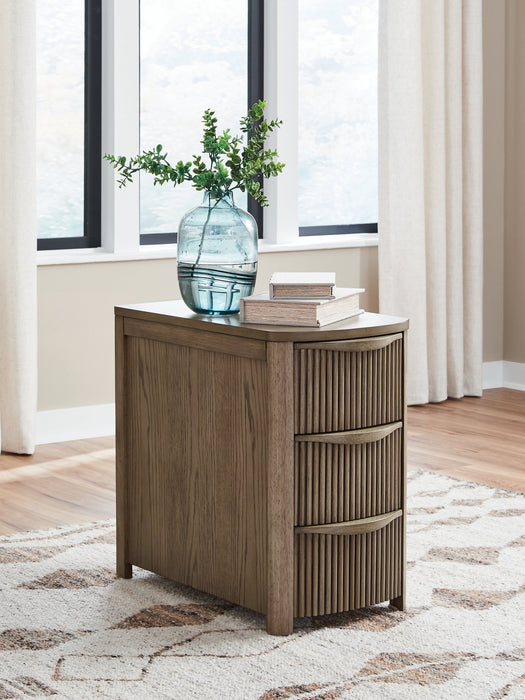 Camdill Chairside End Table - Dow Furniture (ME)