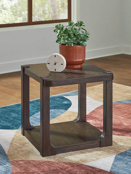 Breckington End Table - Dow Furniture (ME)