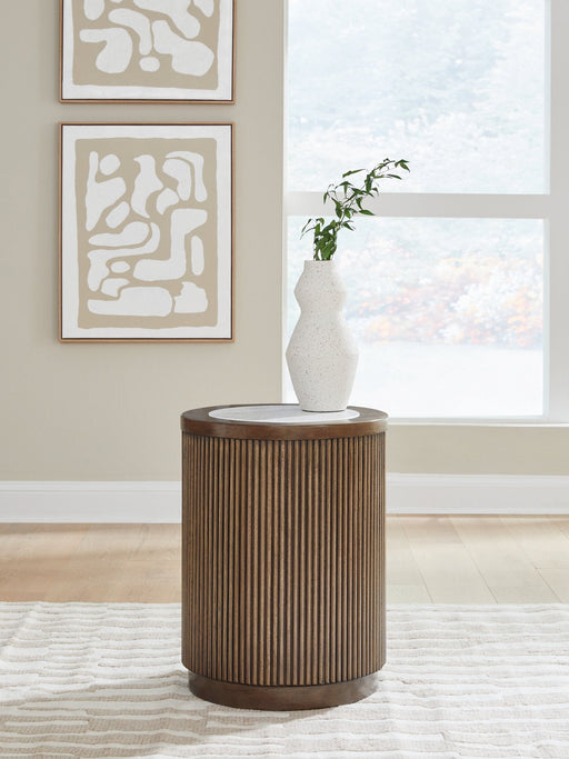 Hadonna End Table - Dow Furniture (ME)