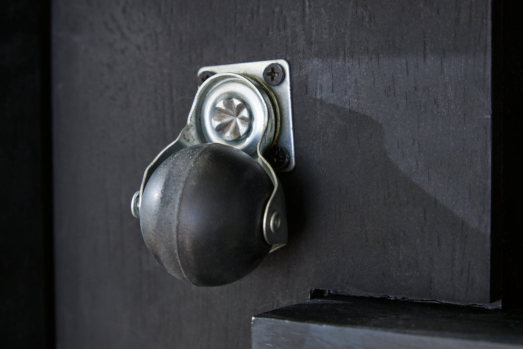 Hannodream Coffee Table - Dow Furniture (ME)