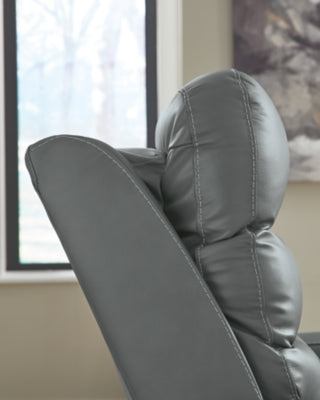 Pennacle Pier Power Recliner - Dow Furniture (ME)