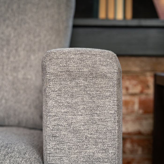 Flex 4-Seat Sectional with Standard Arm and Storage Ottoman - 5000003539 - Dow Furniture (ME)